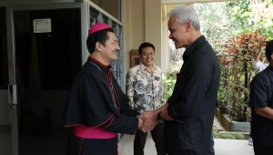 Ganjar Pranowo Diskusi Cara Merawat Kebhinekaan dengan Keuskupan Tanjungkarang Lampung