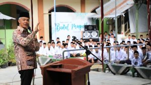 Ganjar Pranowo  : Santri Memperkukuh Agama dan Negara