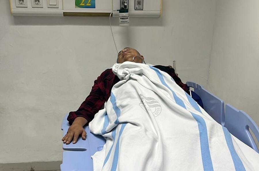Achmad Fahmi mantan Walikota Sukabumi periode 2018-2023, harus terbaring lemah di Rumah Sakit Umum Daerah (RSUD) Sarjdito Yogyakarta setelah terlibat kecelakaan lalu lintas di daerah Kebumen, Jawa Tengah, pada Kamis (2/11) sore.