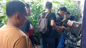 Warga Dramaga Bogor Ditangkap Densus 88, Ditemukan Samurai dan Buku-buku