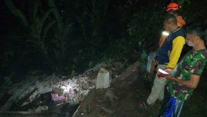 Tebing Longsor di Bojonglongok Sukabumi Ancam Rumah Warga