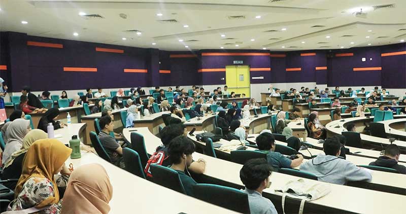 Universitas Nusa Putra Sukses Gelar 6 Konferensi Internasional