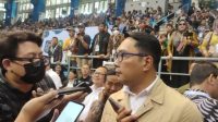 Mantan Gubernur Jawa Barat Ridwan Kamil menghadiri acara Rakerda APDESI Jawa Barat di Bandung, Kamis (23/11/2023). (Ricky Prayoga)