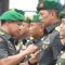 Kepala Staf TNI Angkatan Darat Jenderal TNI Agus Subiyanto (kiri) memimpin upacara serah terima jabatan TNI AD untuk posisi Kepala Pusat Zeni, Kepala Dinas Pembinaan Mental, dan Kepala Dinas Penerangan di Markas Besar TNI AD, Jakarta, Selasa (31/10/2023).  (Dinas Penerangan TNI AD).