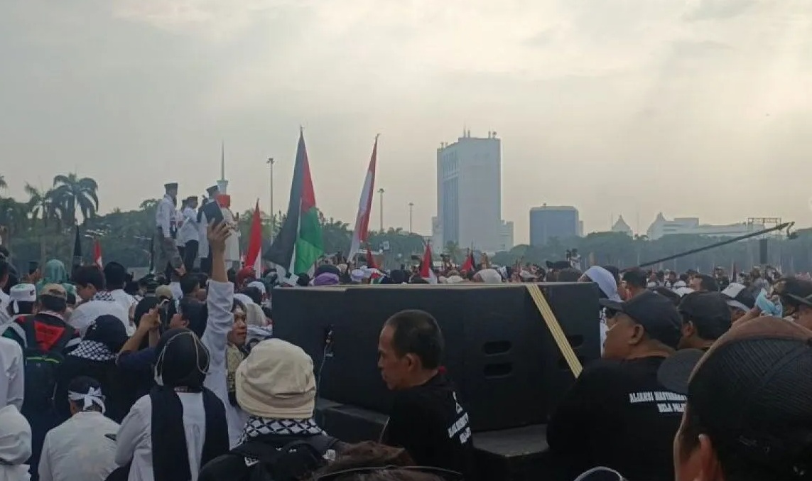 Aksi Bela Palestina di Monas, Jakarta Pusat, Minggu (5/11/2023).