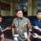 Dirreskrimum Polda Metro Jaya Kombes Pol Hengki Haryadi (baju batik) saat diwawancarai di Polda Metro Jaya, Jumat (27/10/2023). 