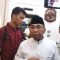 Ketua Umum Pengurus Besar Nahdlatul Ulama (PBNU), KH Yahya Cholil Staquf menjawab pertanyaan sejumlah pewarta usai konferensi pers terkait situasi konflik Palestina dan Israel di Gedung PBNU, Jakarta, Selasa (31/10/2023). (Zubi Mahrofi)