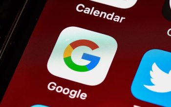 Google terapkan kebijakan hapus akun permanen mulai Desember 2023. ((Sumber: Unsplash/Brett Jordan))