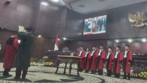 Ketua MK Resmi Dijabat Suhartoyo Gantikan Anwar Usman