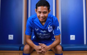 Pemain baru PSIS Semarang Evan Dimas Darmono (PSIS Semarang)