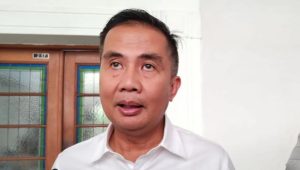 Pj Gubernur Jabar : Penertiban Spanduk Kampanye Tergantung Bawaslu