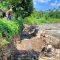 Kondisi saluran irigasi jebol di kampung Cigadog, Desa Citarik, Kecamatan Palabuhanratu, Kabupaten Sukabumi yang jebol diterjang banjir. (foto : ist)