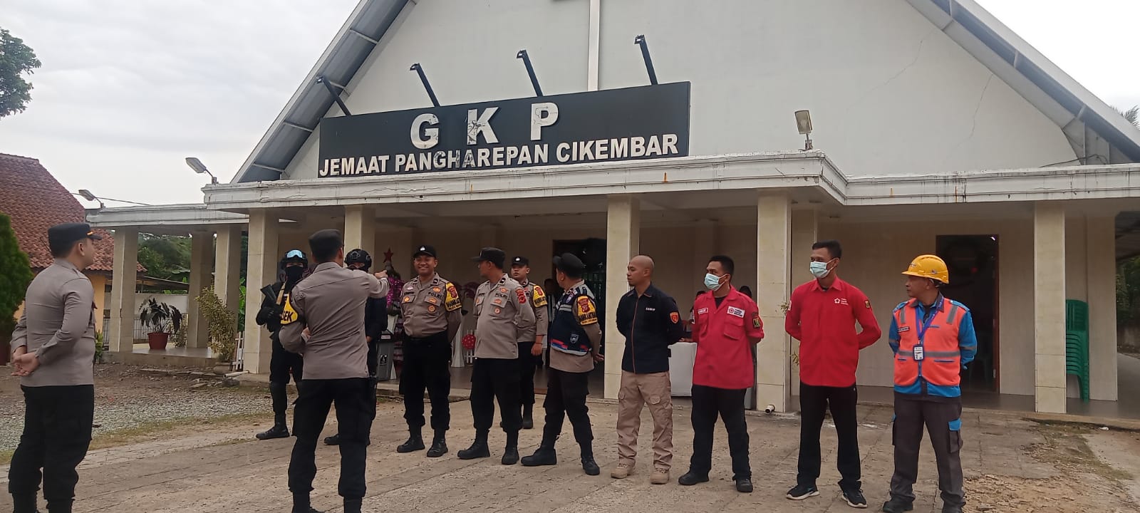 Menjelang perayaan Natal dan Tahun Baru 2024 (Nataru), Palang Merah Indonesia (PMI) Kabupaten Sukabumi Menebar sejumlah anggotanya di beberapa titik.