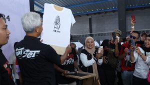 Relawan Ganjar-Mahfud Galang Dukungan Menangkan Lewat Gerakan Kaos Rakyat