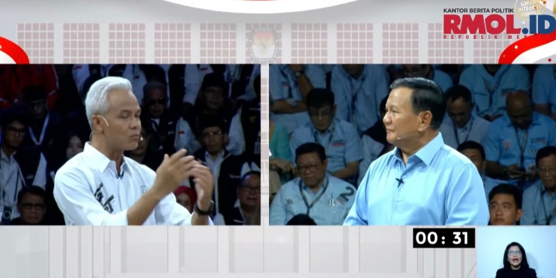 Debat tanya jawab antara Capres Ganjar Pranowo dan Capres Prabowo Subianto/Repro