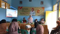 Anggota DPRD Jawa Barat dari Fraksi Gerindra Lina Ruslinawati sebarluaskan peraturan daerah (Perda) Provinsi Jawa Barat No.3 tahun 2021 tentang penyelenggaraan perlindungan anak di Dua Desa kecamatan Pabuaran Kabupaten Sukabumi.