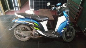 Motor Kurir Paket JNE Nyaris Lenyap, Pelaku Babak Belur Dihakimi Massa