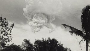 Mengulas Sejarah Erupsi Gunung Gede, Tertidur 66 Tahun Sejak Letusan Terakhir 1957