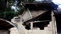 Salah satu rumah warga di Cianten Pamijahan yang rusak akibat gempa Magnitudo 4.6 Kamis (14/12/2023) pagi.