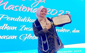 Guru SDN Pakujajar CBM Kota Sukabumi, Harmi Hikmatiar