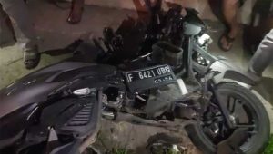 Motor Hancur di Palabuhanratu Sukabumi, Terjatuh Dan Tertabrak Mobil