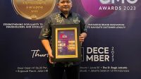 PRESTASI: Eri Palgunadi menerima penghargaan di Indonesia Best CMO Award 2023. (ist)