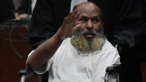 Banding di PT, Vonis Lukas Enembe Malah jadi 10 tahun penjara
