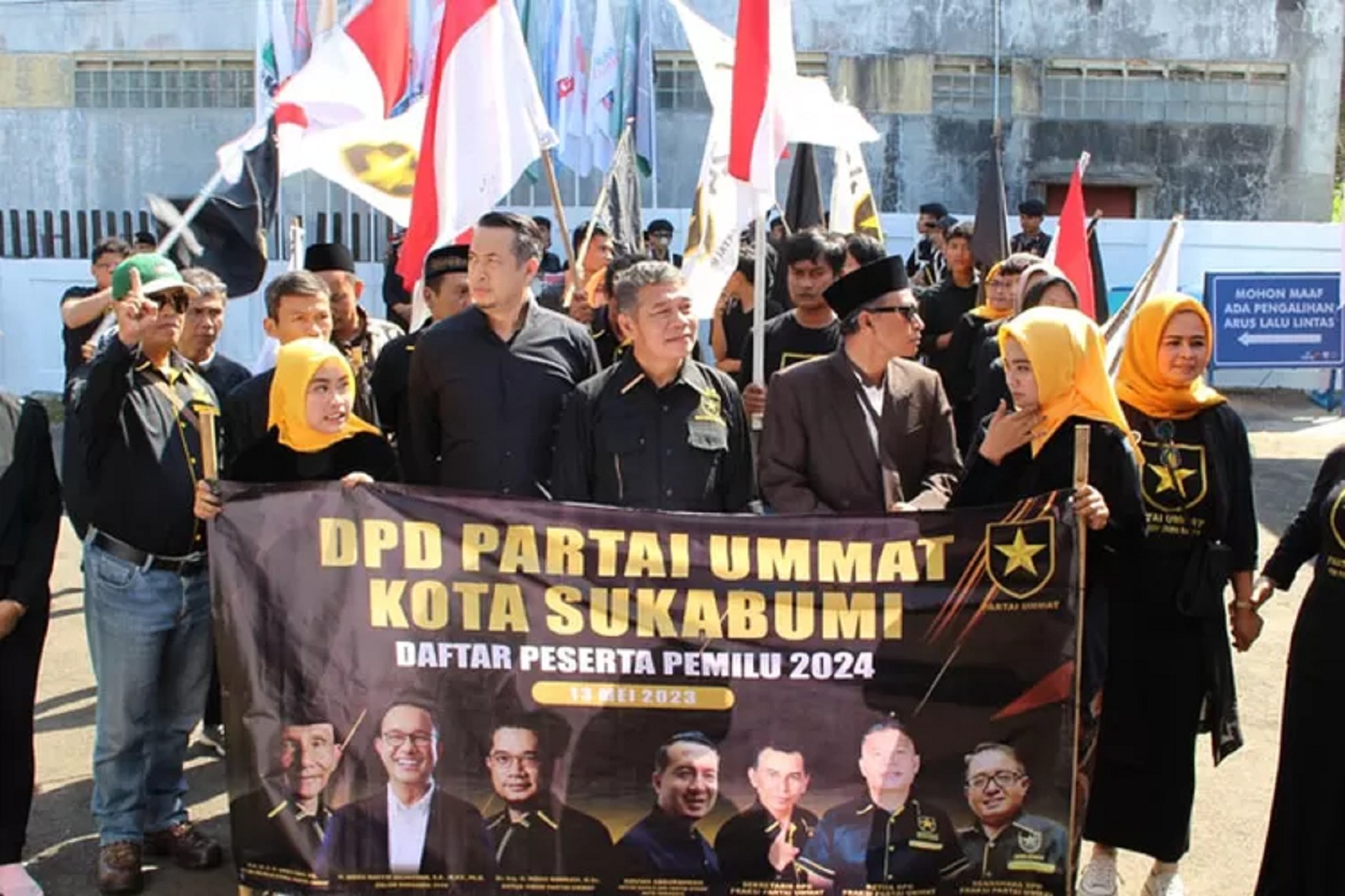 Daftar caleg DPRD Kota Sukabumi yang diumumkan oleh KPU berjumlah 507 orang dari 17 Partai Ummat sendiri mendaftarkan 27 kader terbaiknya.