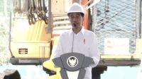 Presiden Joko Widodo saat menyampaikan sambutan dalam acara peletakan batu pertama Rumah Sakit Umum Pusat di Ibu Kota Nusantara, Kalimantan Timur, Rabu (20/12/2023). (Yashinta Difa)