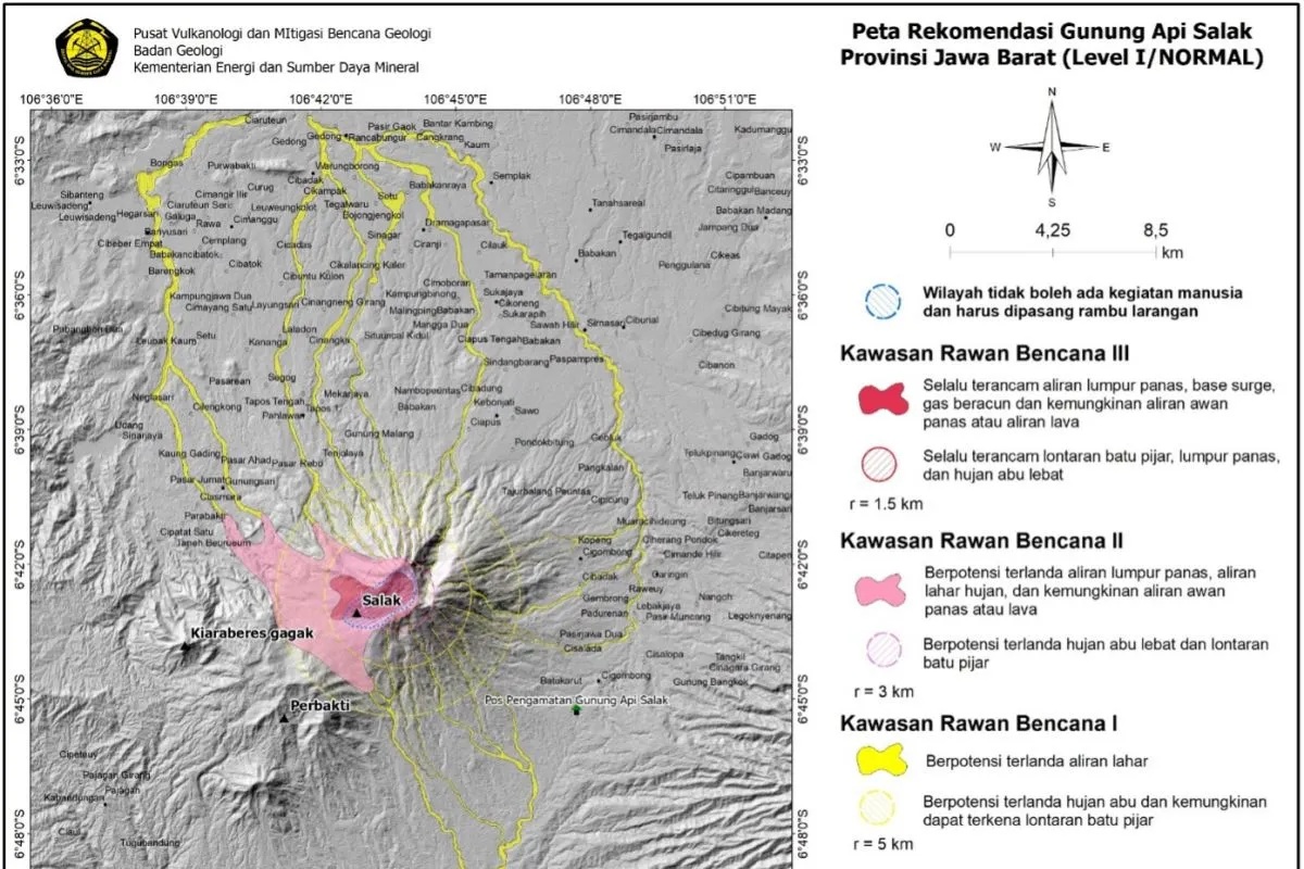 Peta kawasan rawan bencana di Gunung Salak yang berlokasi di Kabupaten Sukabumi dan Kabupaten Bogor, Provinsi Jawa Barat. (PVMBG)