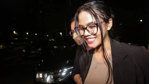 Selebgram Siskaeee: Cabut Dulu, Baru Masukkan Lagi