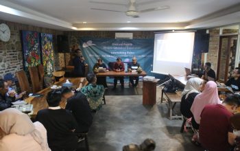Kemasan pangan bebas zat kimia berbahaya Bisfenol A (BPA) di Indonesia sepertinya masih jauh dari harapan. Menurut sejumlah ahli kesehatan yang menyusun sebuah buku panduan mengenali BPA