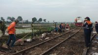 Jalur kereta di petak jalan antara Stasiun Haurpugur dan Stasiun Cicalengka yang menjadi titik kecelakaan kereta Turangga dan Kereta Commuterline Bandung Raya tengah diujicoba, Sabtu (6/1/2024). (KAI Daop 2)