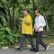 Presiden Joko Widodo saat berolahraga bersama dengan Ketua Umum Partai Golkar Airlangga Hartarto di Kebun Raya Bogor, Jawa Barat, Sabtu (6/1/2024) (Istana Kepresidenan)