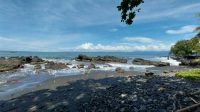 Pantai-Cipunaga-Sukabumi