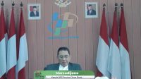 Kepala BPS Provinsi Jawa Barat (Jabar) Marsudijono memberikan paparan bulanan, di Bandung, Selasa (2/1/2024). (BPS Jawa Barat)