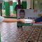 Balad Ade Dasep Siap Turun (Baldatun) Center bersama rumah aspirasi Heri Gunawan (Hergun) merealisasikan program makan siang dan susu gratis kepada masyarakat Desa Nagrak Utara Kecamatan Nagrak, beberapa waktu lalu.