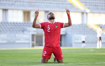 Pemain sayap Timnas Indonesia Yakob Sayuri merayakan keberhasilan mencetak gol pada laga uji coba kontra Libya di Stadion Titanic Mardan, Antalya, Turki, Jumat (5/1/2024). Indonesia takluk dari Libya dengan skor 1-2. (HO-PSSI)
