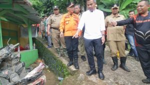 BPBD Jabar : Ratusan Warga Subang Mengungsi Akibat longsor