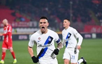 Selebrasi Lautaro Martinez usai mencetak gol untuk Inter Milan dalam pertandingan Liga Italia lawan Monza di Stadio Brianteo pada Minggu (14/1/2024). (Inter.it)