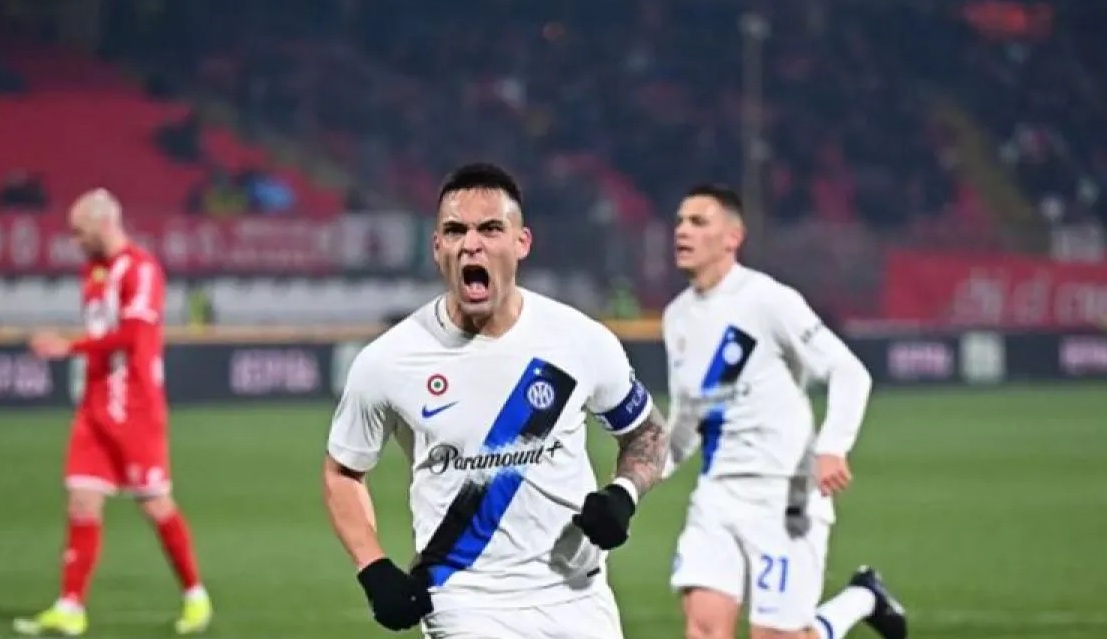 Selebrasi Lautaro Martinez usai mencetak gol untuk Inter Milan dalam pertandingan Liga Italia lawan Monza di Stadio Brianteo pada Minggu (14/1/2024). (Inter.it)