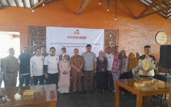 Akademi Pemilu dan Demokrasi (APD) Sukabumi resmi terbentuk, Senin (12/02/2024). Pembentukan atau  launching disaksikan langsung oleh Wakil Bupati Sukabumi Iyos Soemantri, Komisioner Bawaslu Jabar, Bawaslu Kota dan Kabupaten Sukabumi.