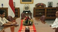 Tangkapan layar - Foto politikus Maruarar Sirait bertemu dengan Presiden Joko Widodo yang diunggah dalam akun Instagram @maruararsirait, di Jakarta, Senin (15/1/2024). (Rangga Pandu)