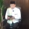Tangkapan layar Ustadz Sofyan Taufik membacakan ayat suci Al-Quran dalam doa bersama untuk Pemilu 2024 damai di Kantor DPW PKS Jabar, Bandung, Sabtu (10/2/2024). (Chanel berbagi video DPW PKS Jabar)