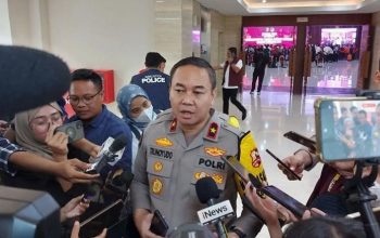 Karopenmas Divisi Humas Polri Brigjen Pol. Trunoyudo Wisnu Andiko saat memberikan keterangan di Jakarta, Rabu (7/2/2024). (Laily Rahmawaty)