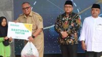 Bupati Sukabumi Marwan Hamami saat menghadiri kegiatan Baznas Award 2023 yang dilaksanakan di Pudak Arum, Pendopo Sukabumi, Senin (07/08/2023).