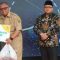 Bupati Sukabumi Marwan Hamami saat menghadiri kegiatan Baznas Award 2023 yang dilaksanakan di Pudak Arum, Pendopo Sukabumi, Senin (07/08/2023).