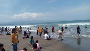 Pemkab Sukabumi Himbau Pedagang di Lokasi Wisata Tidak Getok Harga