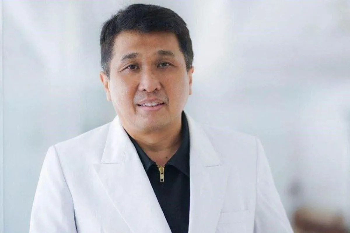 Dokter sekaligus Dosen Departemen Kardiologi dan Kedokteran Vaskuler Universitas Airlangga Surabaya, Andrianto. Universitas Airlangga