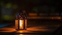 Bulan Ramadan merupakan bulan suci dalam agama Islam yang penuh berkah dan ampunan.
